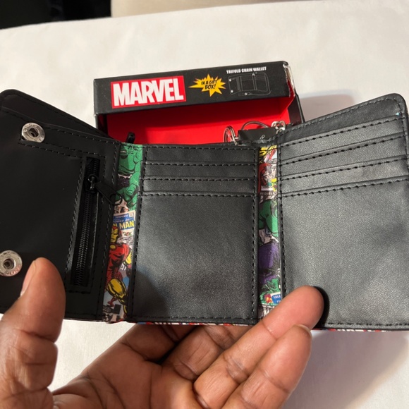 Marvel wallets!New! - Picture 2 of 5